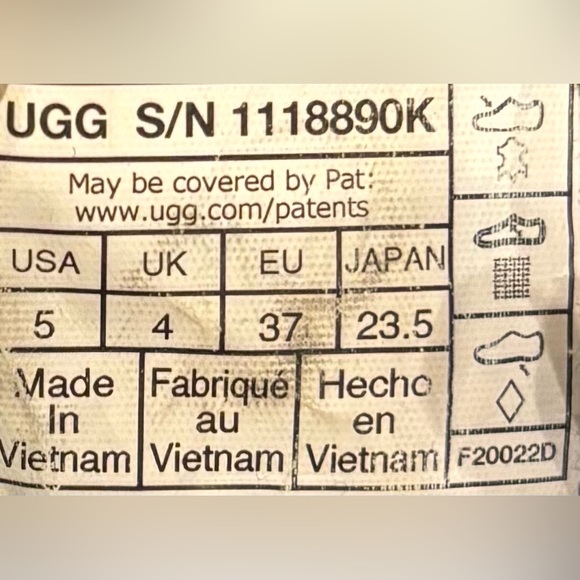 UGG Jonas Mini Boot - Picture 6 of 6